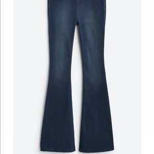 Free People Penny Flare Pull on Jeans size 32/14 NWT